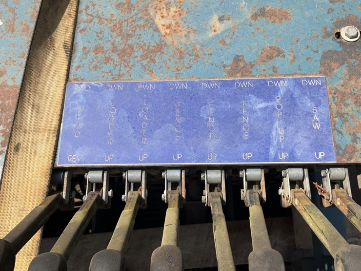#161-•-2017-baker-3560e-band-sawmill-image-50