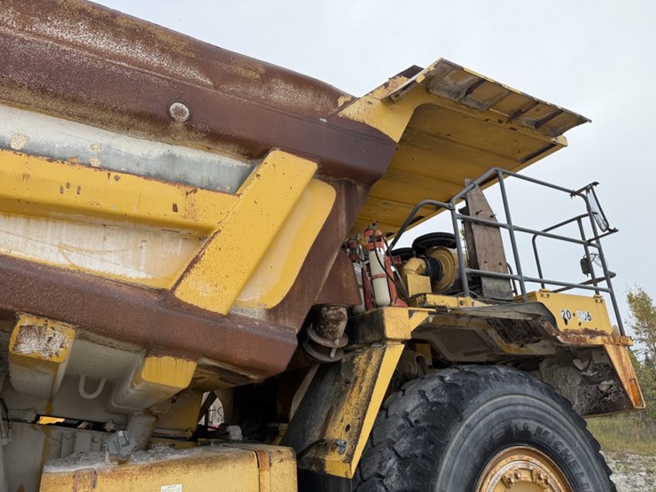 komatsu-hd465-5-image-28