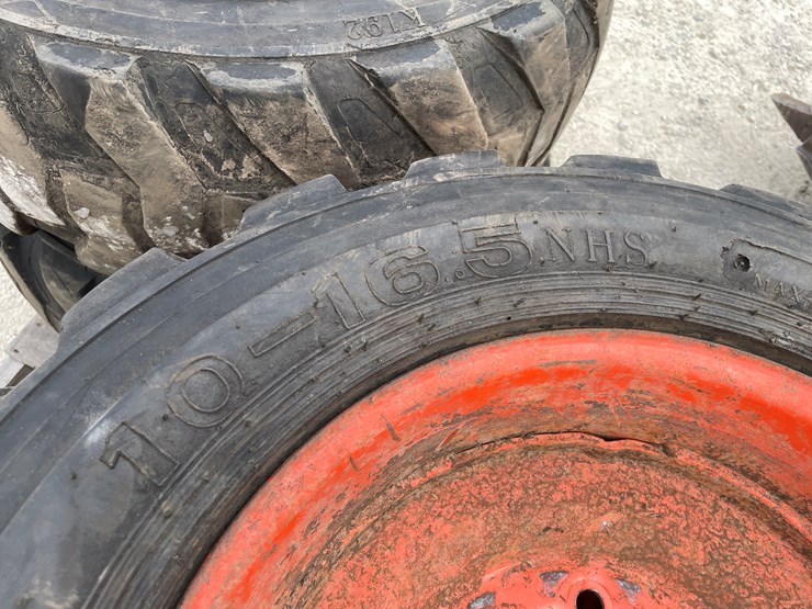 #6484-•-(4)-skidsteer-tires-and-rims-image-7