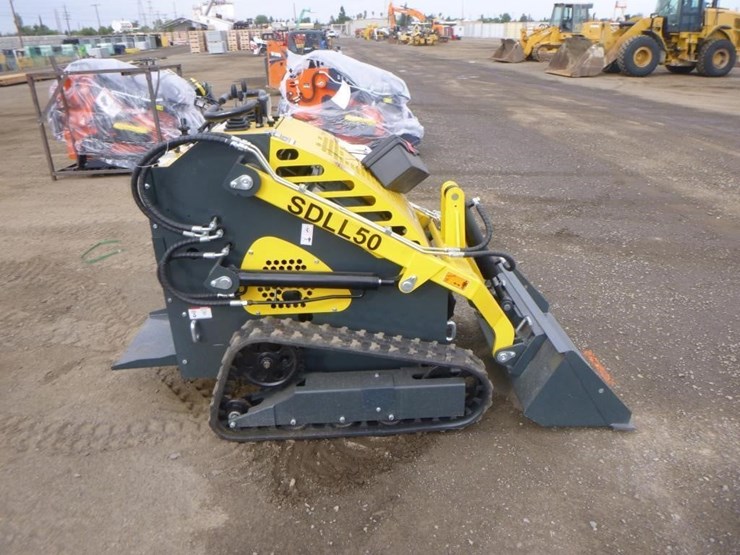 2025-sdlanch-sdll50-skid-steer-track-loader-image-7