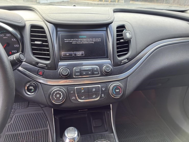 2018-chevrolet-impala-sedan-image-12