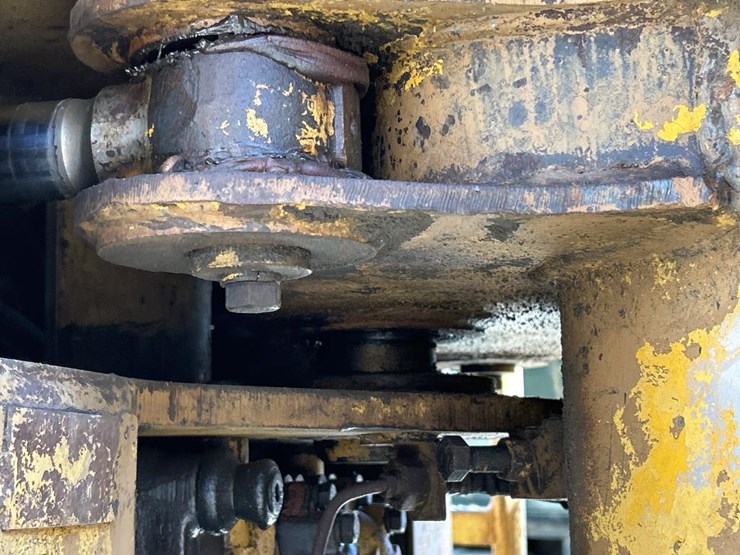 caterpillar-930-image-31