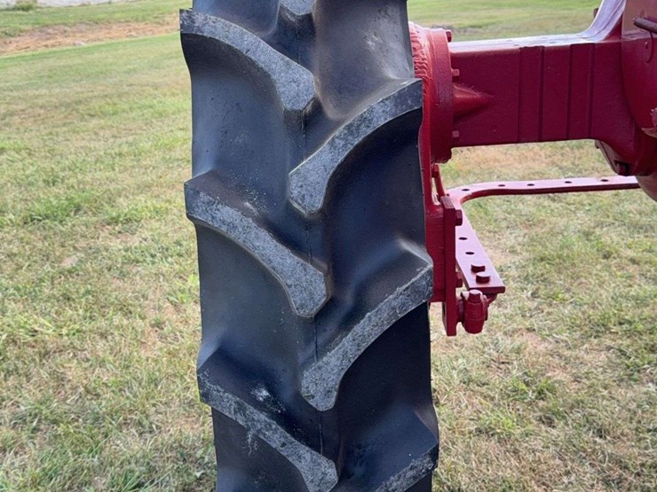 farmall-mv-image-38