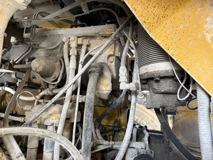 komatsu-hd465-5-image-82