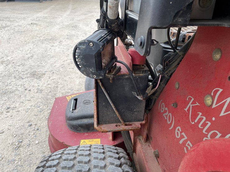 #1047-•-2020-toro-grandstand-multiforce-commercial-mower-image-17