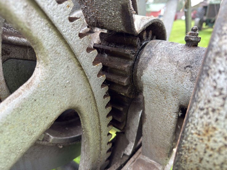 little-bull-tractor-image-26