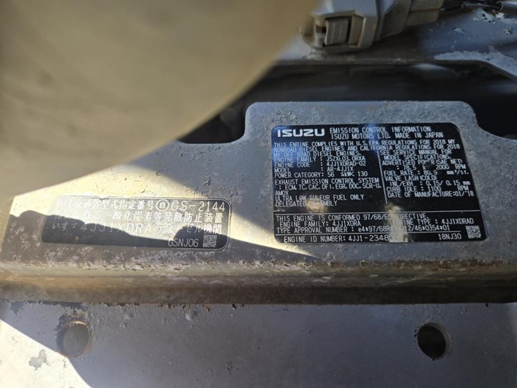 hitachi-zx130-image-34