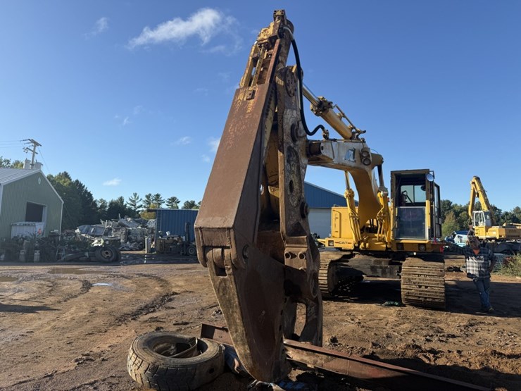 caterpillar-245-image-6