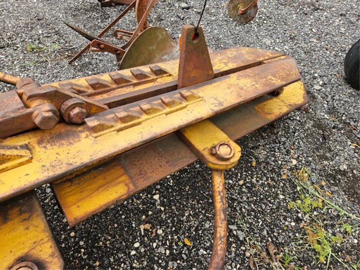 #2061-•-caterpillar-mr1628-pull-type-stump-disk-image-20