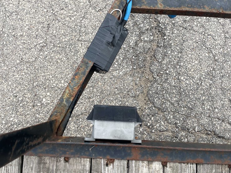 #1974-•-2015-load-trail-18'-trailer-(has-wi-title)-image-34