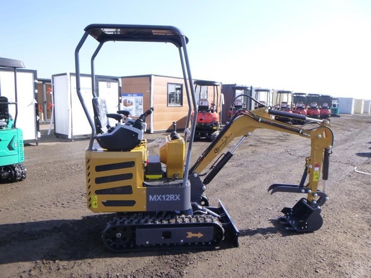 2025-agt-mx12rx-hydraulic-excavator-image-7