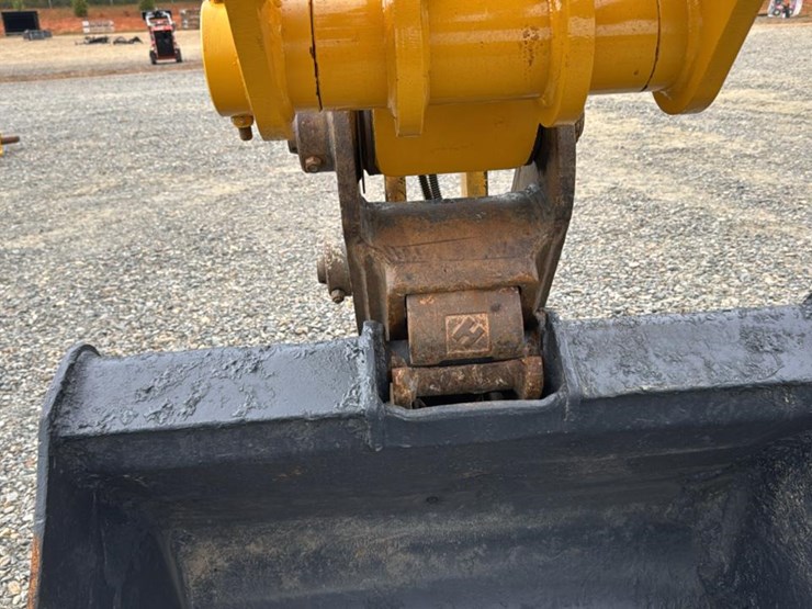 2022-komatsu-pc138-image-8