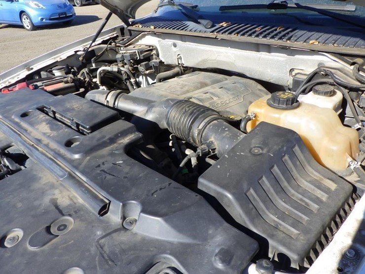 2015-ford-expedition-image-9