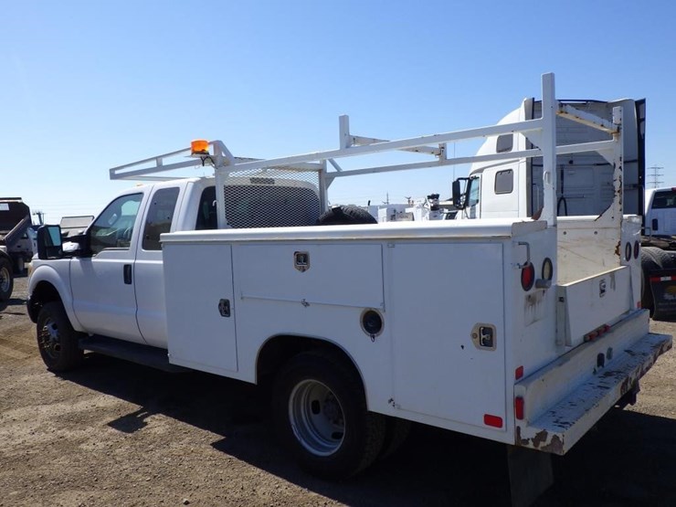 2016-ford-f350-image-4