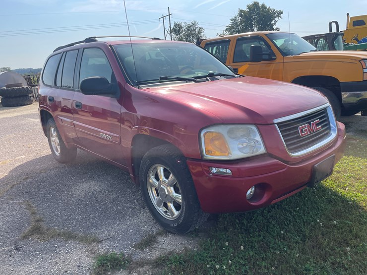 2004-gmc-envoy-image-3