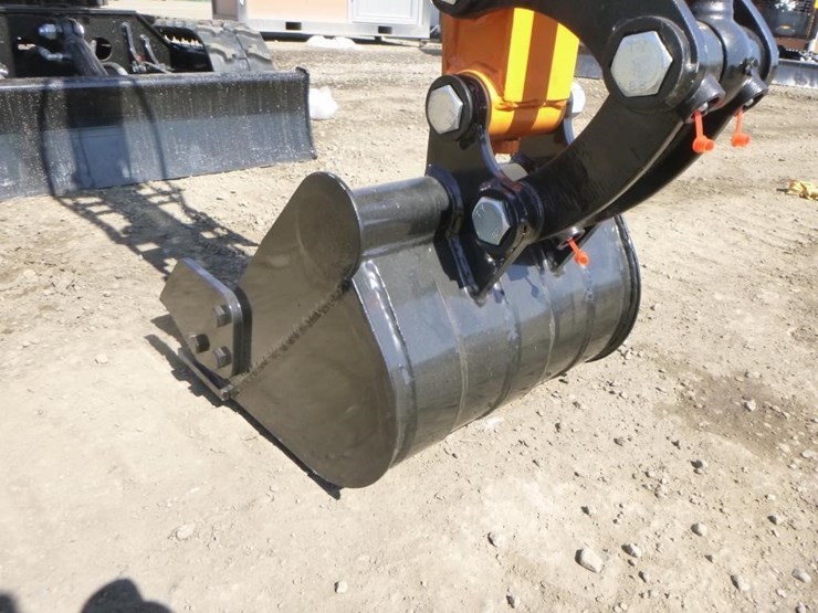 2025-vicsec-vc13-hydraulic-excavator-image-10