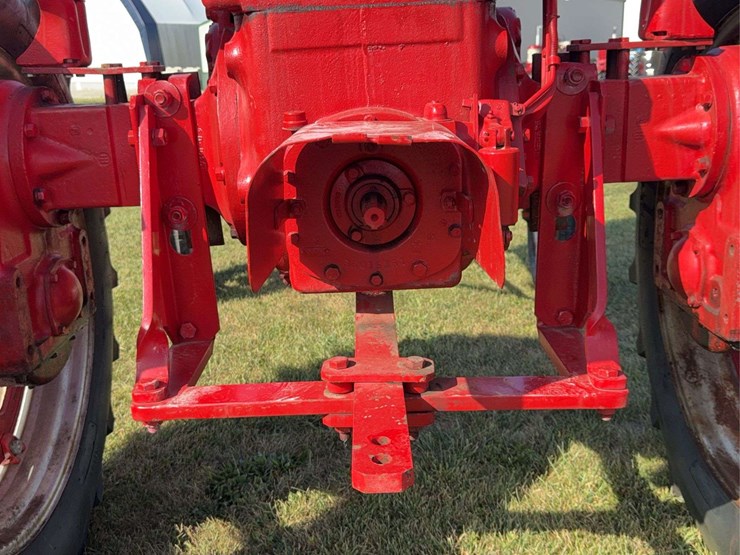 farmall-400-diesel-high-crop-image-33