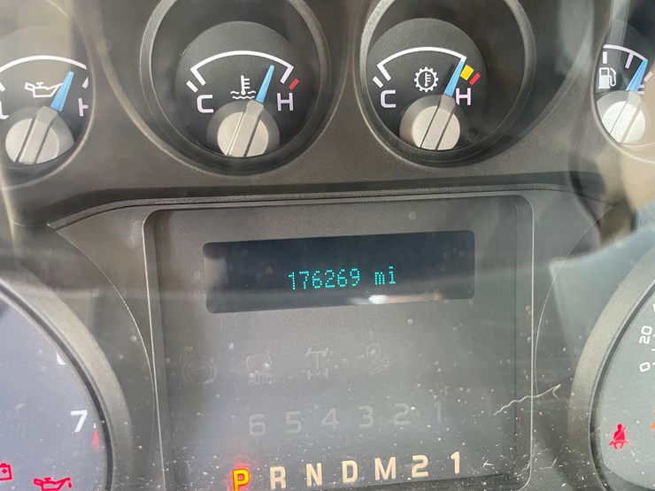 2011-ford-f350-xl-image-35
