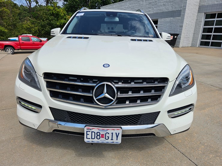#18517-•-2013-mercedes-benz-m-class-multipurpose-vehicle-(mpv)-image-23