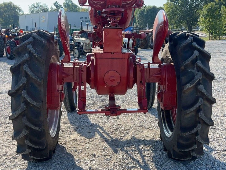 farmall-super-m-high-clearance-lp-image-43