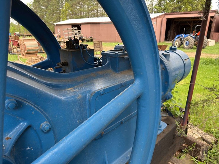 25hp-superior-oil-field-engine-image-6