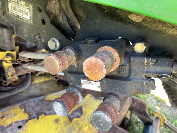 john-deere-x465-image-12