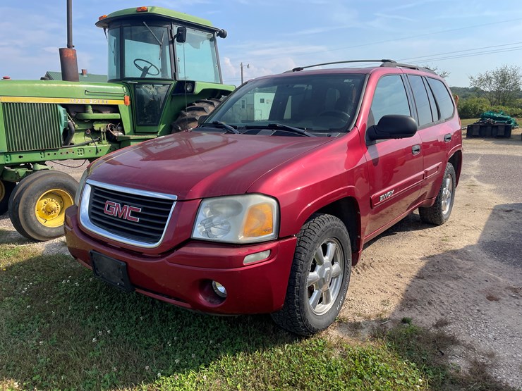 2004-gmc-envoy-image-1