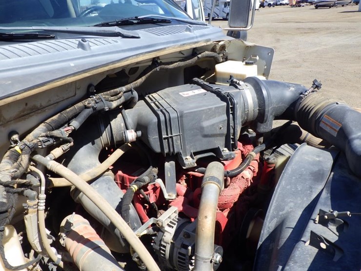 2013-ford-f650-image-10