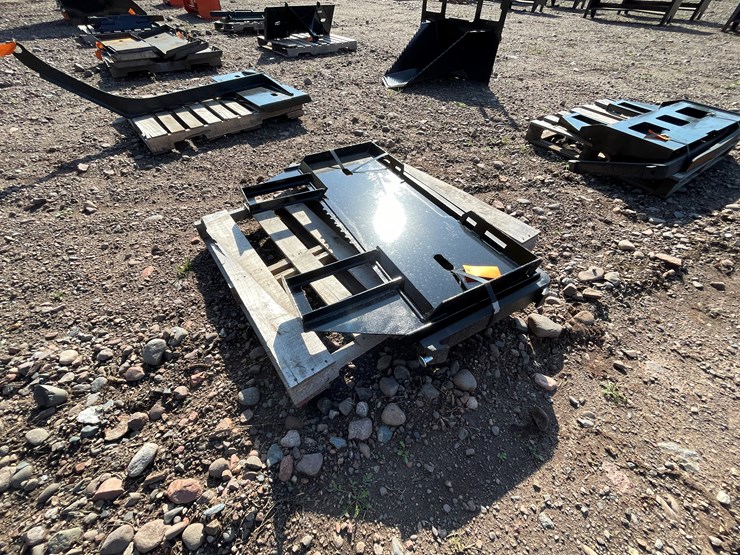 #8223-•-new-kc-45"-skid-steer-fork-frame-image-2
