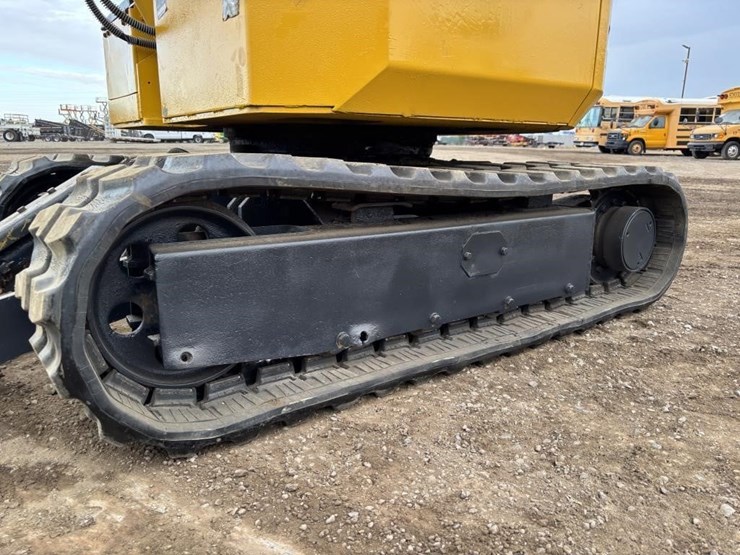 komatsu-pc28uu-image-18