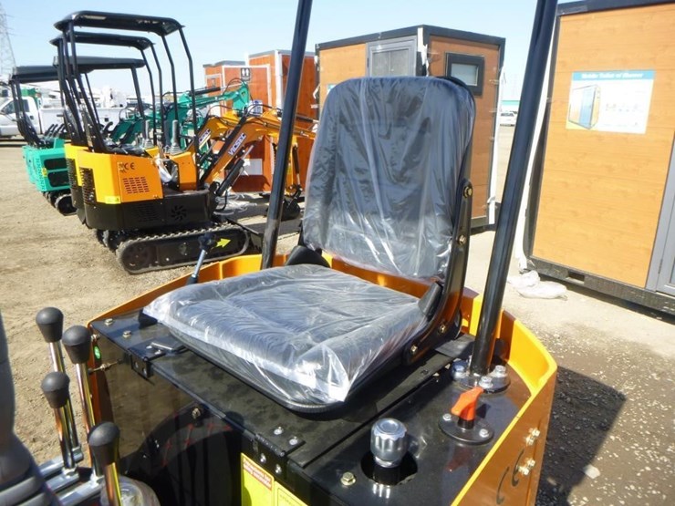 2025-vicsec-vc13-hydraulic-excavator-image-19