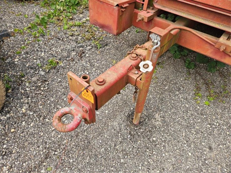 #2011-•-mobark-towable-wood-chipper-image-9
