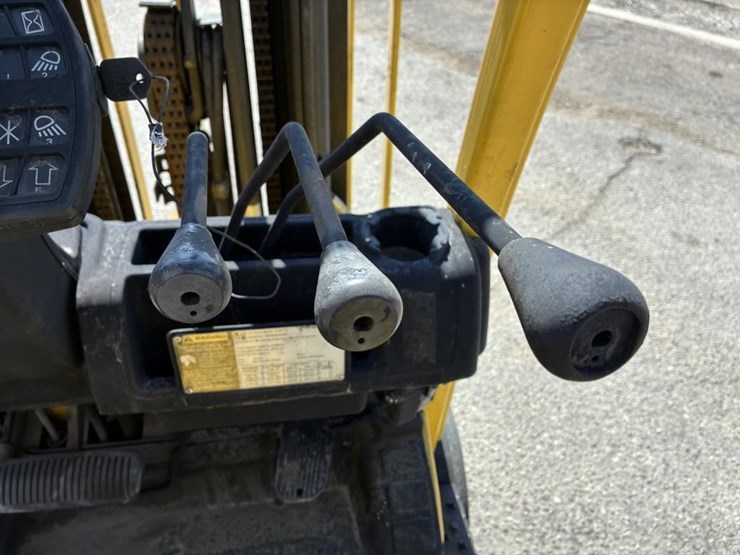 2010-hyster-s40ft5-forklift-image-17