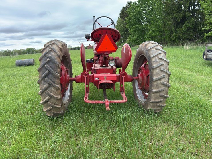 farmall-h-image-4