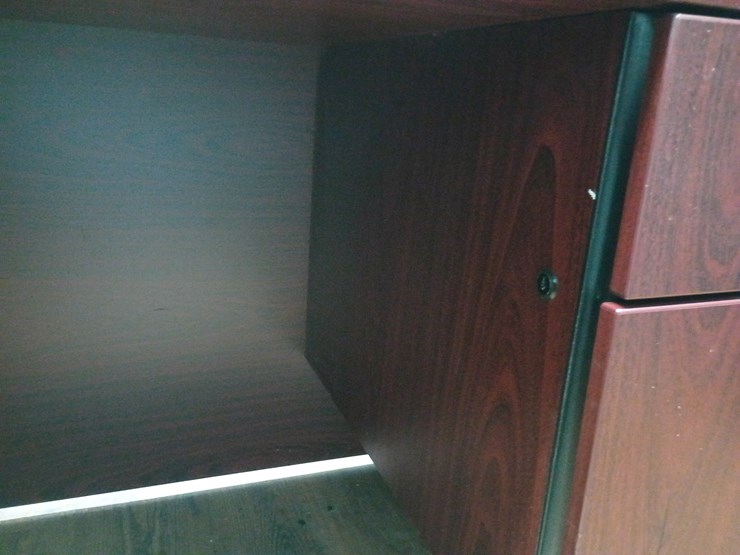#21188-•-desk-image-11