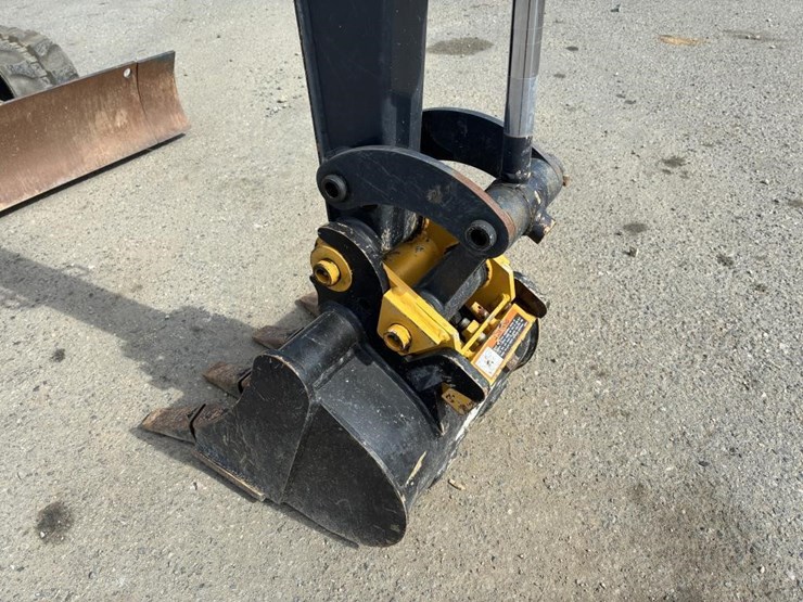 2023-john-deere-17p-tier-hydraulic-excavator-image-6