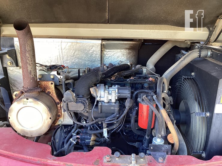 2018-takeuchi-tb290-image-17