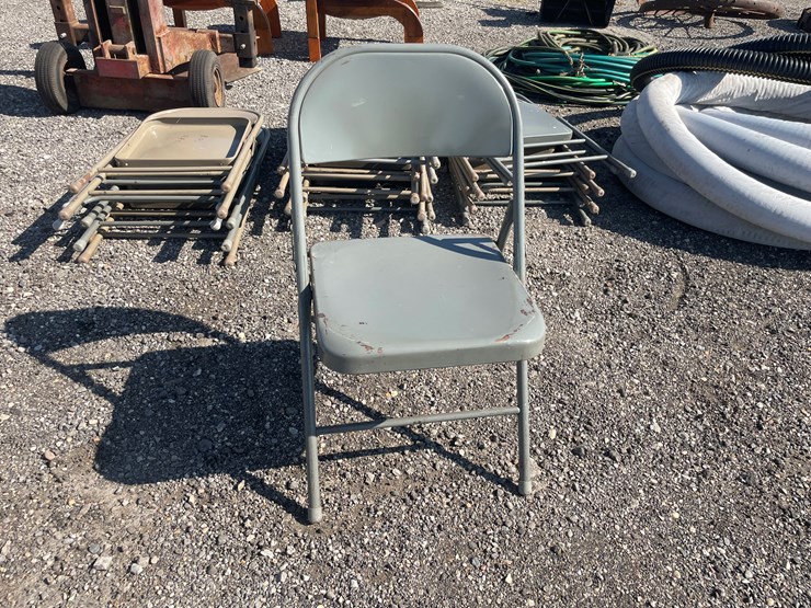 #6645-•-(15)-metal-folding-chairs-image-11