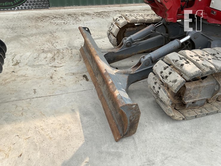 2019-takeuchi-tb2150-image-14
