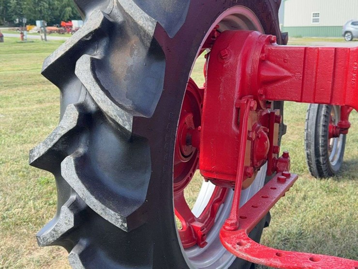 farmall-mv-image-16