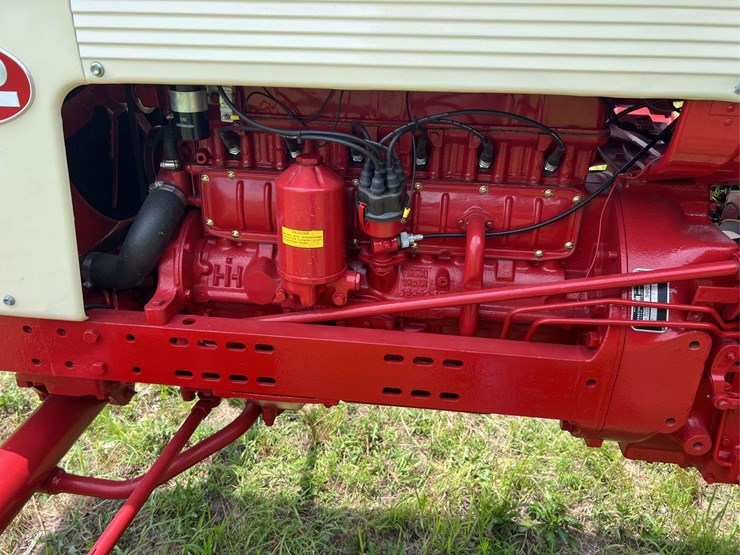 farmall-560-lp-image-84