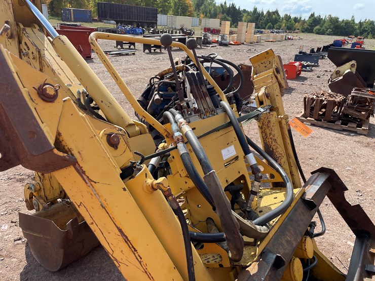 #8203-•-vermeer-b930-backhoe-attachment-image-15