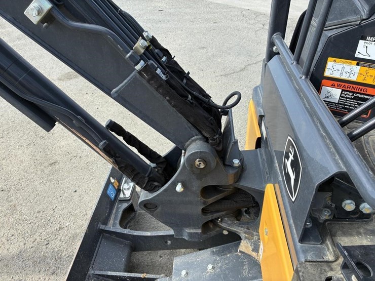 2023-john-deere-17p-tier-hydraulic-excavator-image-11