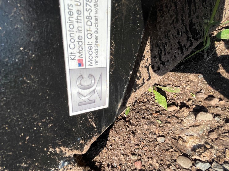 #8231-•-new-kc-78"-skid-steer-bucket-image-8