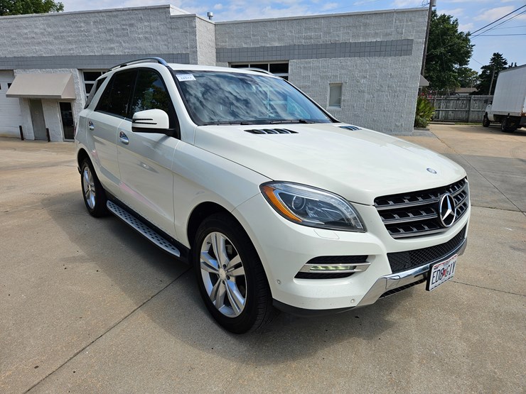 #18517-•-2013-mercedes-benz-m-class-multipurpose-vehicle-(mpv)-image-21