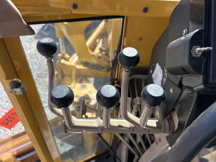 2001-deere-772ch-image-114