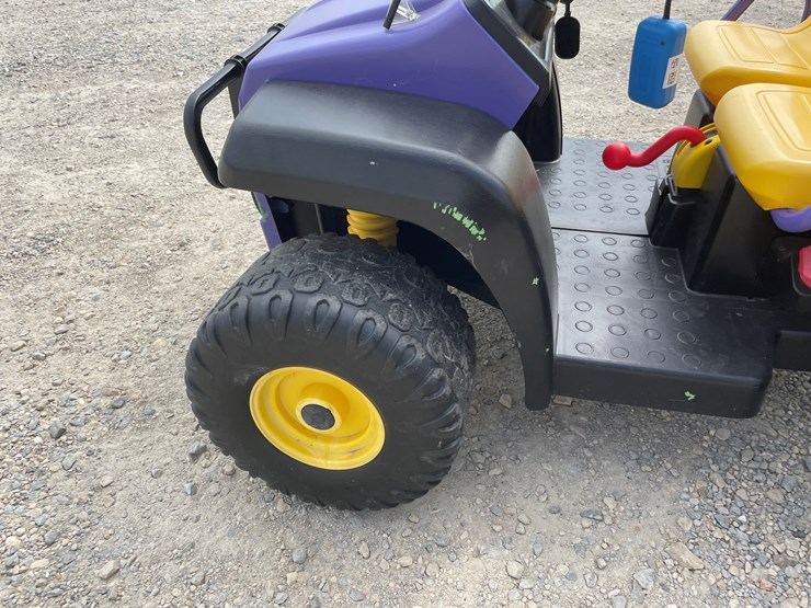 john-deere-gator-hpx-image-10