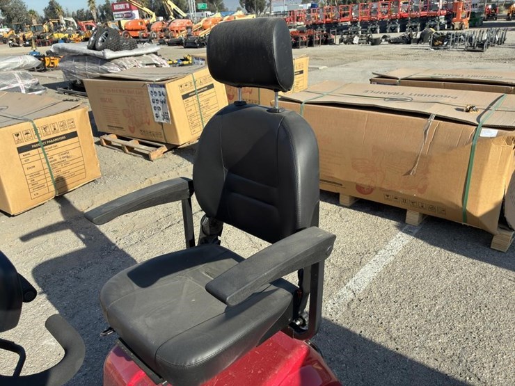 electric-mobility-scooter-image-6