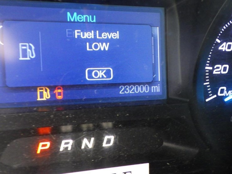 2015-ford-explorer-image-14