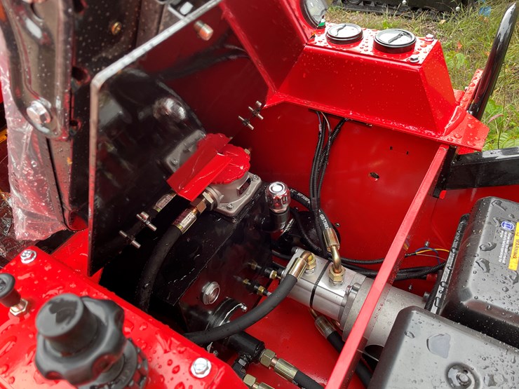 #8169-•-agt-crawler-loader-image-13